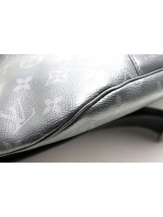 Louis Vuitton Monogram Eclipse Discovery Bum Bag Leather - Picture 4 of 9